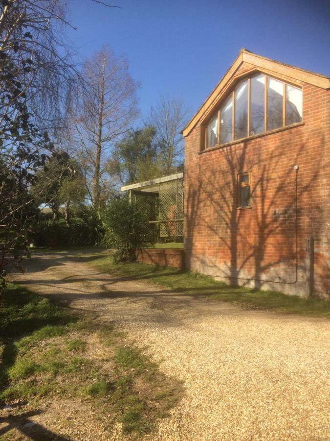 Ralph'S Barn Newport (Isle Of Wight) Exterior foto